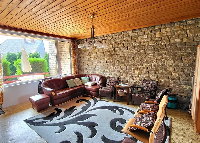 カントリーハウス Fenyves バラトンアカラッチャ